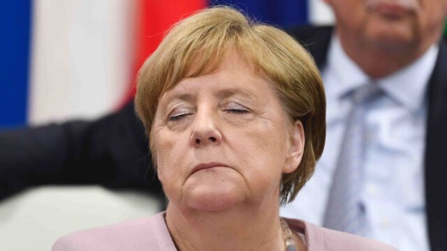 Grünen-Chefin Annalena Baerbock: Klimawandel ist schuld an Angela Merkels Zitteranfällen