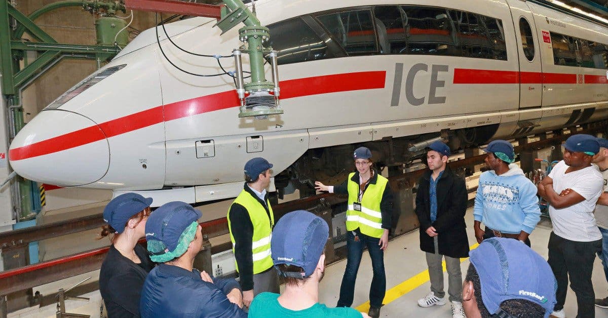 Vollstrecker im Führerstand: Flüchtlinge steuern Züge in Baden-Württemberg