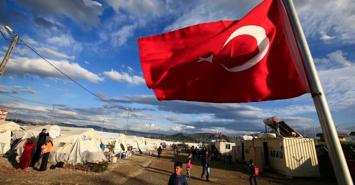Wiederbelebung der Migrationskrise: Türkei droht Europa mit gigantischen Flüchtlingsstrom