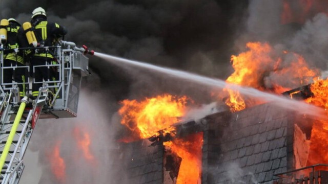 Malente: Migranten verüben Brandanschlag auf Mehrfamilienhaus – 15 Schwerverletzte