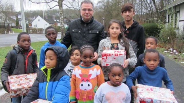 SPD ruft zu Geschenkaktion ausschließlich für Flüchtlinge auf – Deutsche gehen leer aus