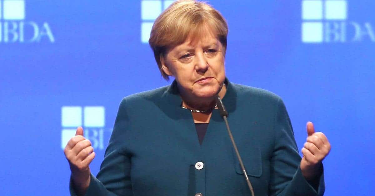 Gewalt, Terror & Spaltung: Merkels Vernichtungspolitik zerstört ein ganzes Land