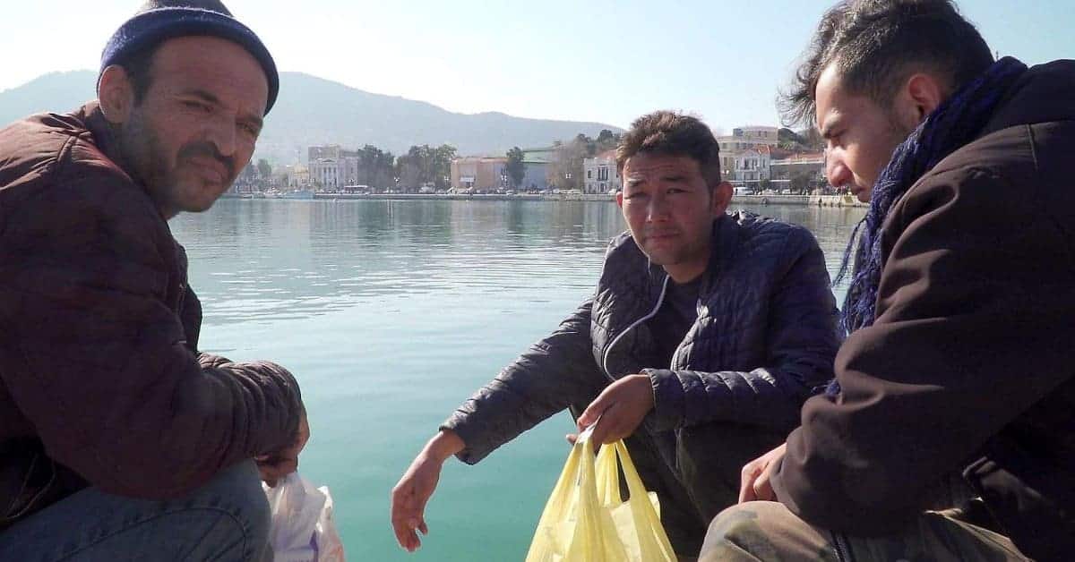 Umsiedlung geht weiter: EU holt 1.600 "Jugendliche" aus griechischen Lagern