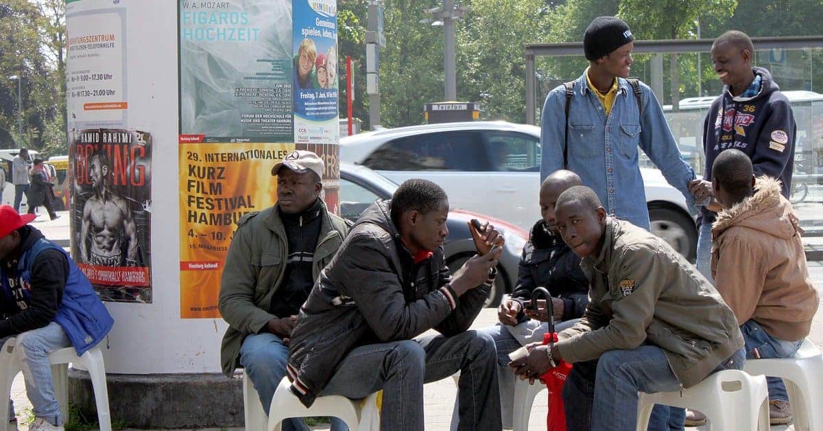 Trotz Corona: Plan zur Afrikanisierung Europas wird durchgepeitscht - Medien schweigen