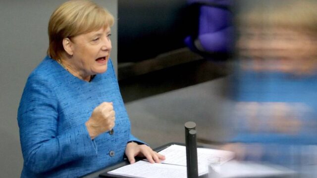 Merkel stellt klar: Abschaffung der Grundrechte in Corona-Krise war absolut notwendig