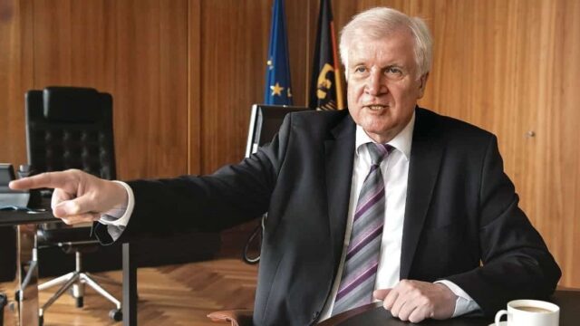 Nach brisantem Corona-Leak: Seehofer feuert BMI-Mitarbeiter, weil er uns die Wahrheit sagte