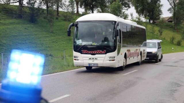 Ehrenmord in Obergünzburg: Afghane richtet Frau im vollbesetzten Schulbus hin