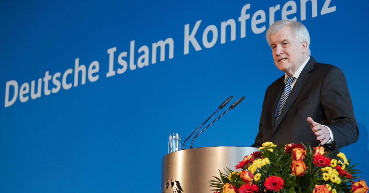 Seehofer stellt sich gegen Islamfeindlichkeit: Der Schutz von Muslimen ist unsere oberste Pflicht