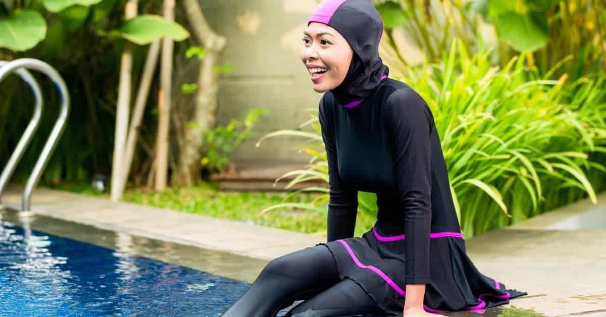 Kniefall vor dem Islam: Duisburger Therme verbietet Frauen knappe Bikinis