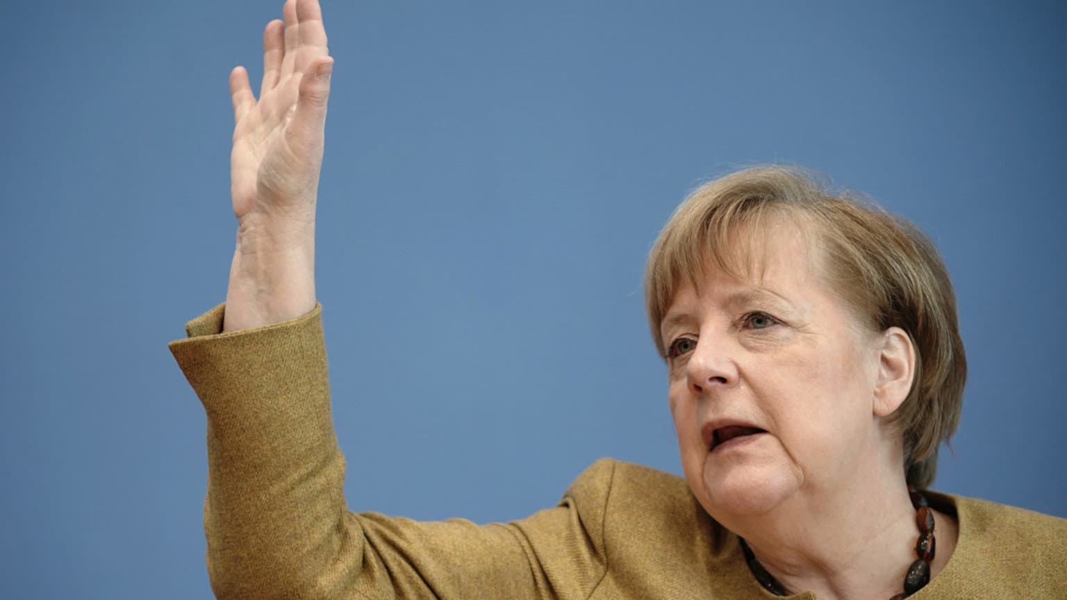 CDU-Politiker warnt vor Merkels Gesetzesänderung: „Wenn das durchgeht, ist die Diktatur vollendet!“