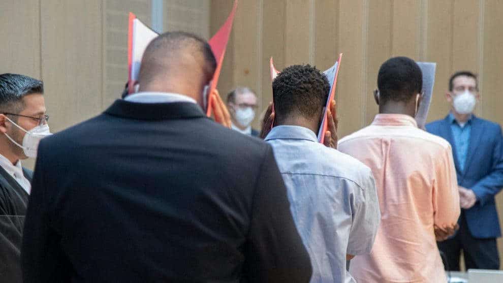 Berlin: Prozess um Gruppenvergewaltigung – Richter verspricht Afrikanern Bewährung