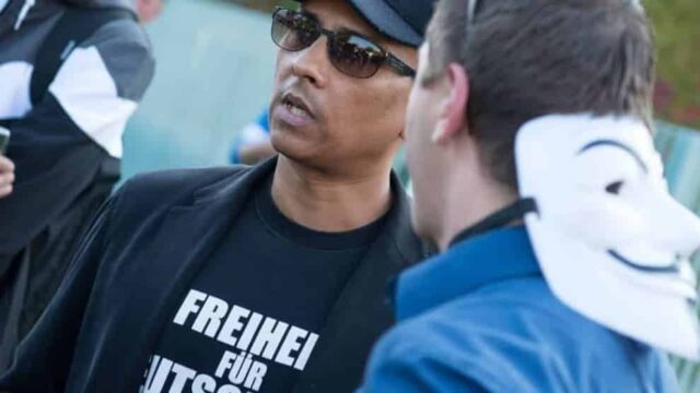 „Bin ich hier im SED-Politbüro?“ – Abgeordneter der CDU kippt Auftrittsverbot für Naidoo