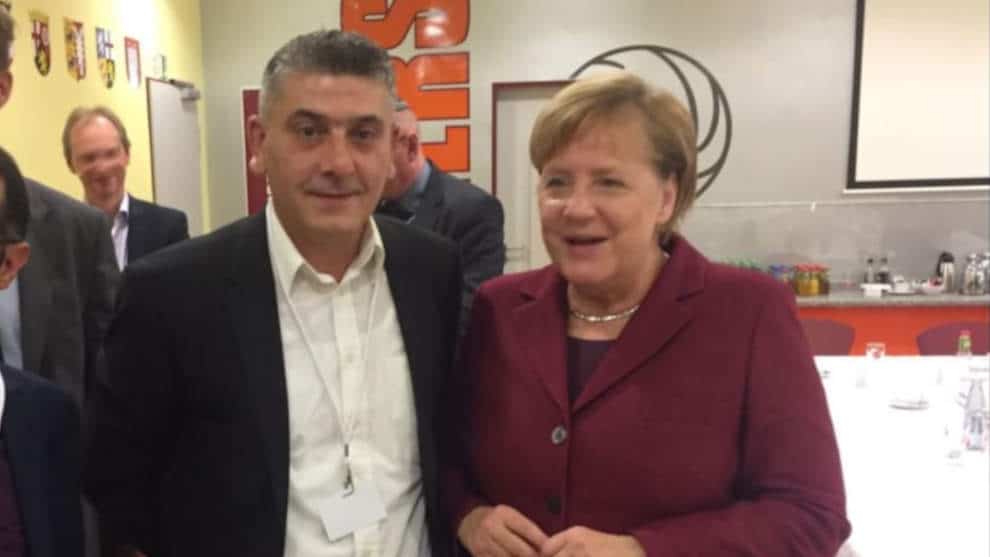 Chemnitzer Nazi-Märchen aufgeflogen: Merkel solidarisierte sich mit türkischen Brandstifter