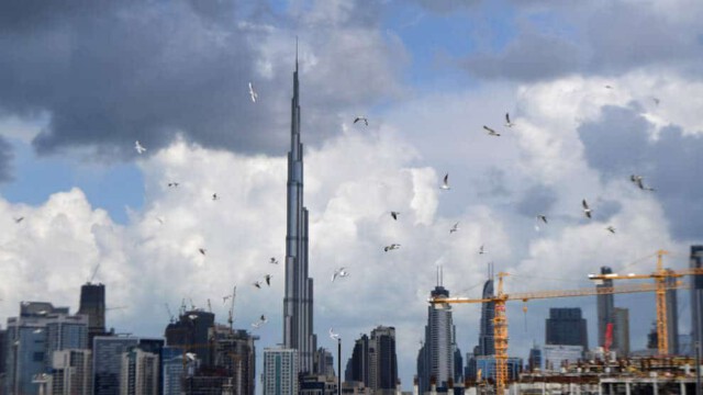 Wetter-Waffe im Einsatz: Emirate erzeugen mit Drohnen „monsunartige Wolkenbrüche“