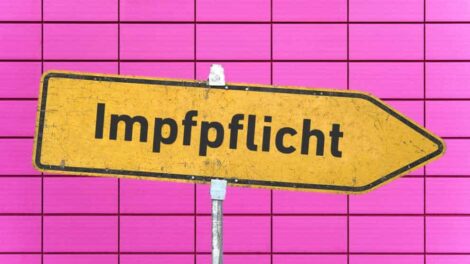 Recherchen zur Impfpflicht belegen: Über 48.000 Tote nach Corona-Impfung in Deutschland