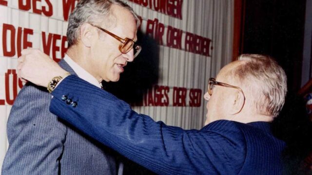 Wer übernahm wen? West-Medien vollständig von Stasi unterwandert