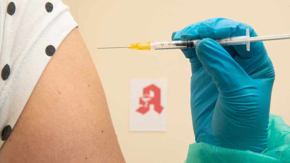 Geimpft, geboostert, trotzdem krank: RKI verzeichnet Hunderttausende Impfdurchbrüche