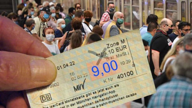 9-Euro-Assi-Bahncard: Steuermilliarden futsch und Dritte-Welt-Zustände in Zügen