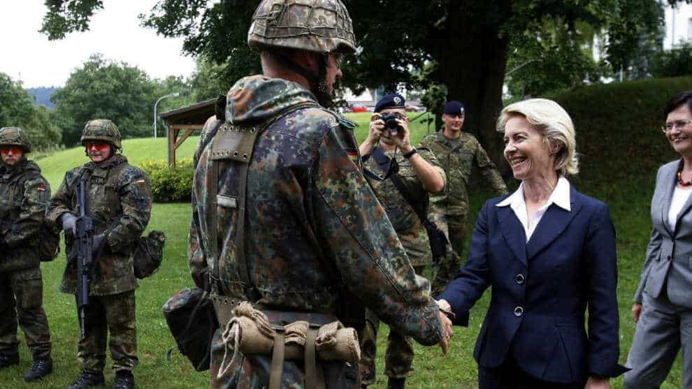 Gern auch Krieg gegen Russland – Der ganz persönliche Feldzug der Ursula von der Leyen