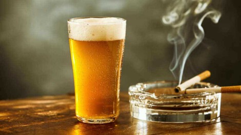Rauchen und trinken nur für Reiche: Grüne wollen Tabak- und Alkoholkonsum einschränken