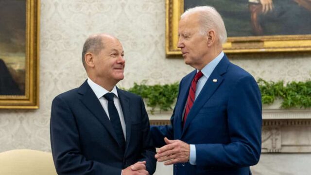 Biden empfängt Scholz: Spekulationen über ein „Endspiel“ in der Ukraine