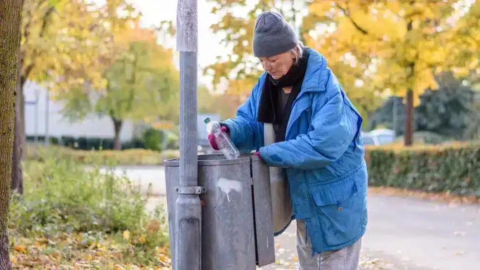 Müssen Rentner jetzt auch noch Steuern auf Flaschenpfand zahlen?