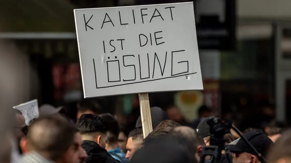 Islamisten-Demo Hamburg, Nächste Haltestelle: Kalifat