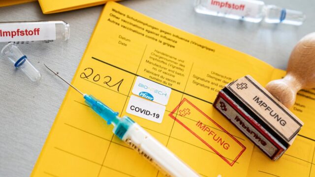 Studie zu Coronaimpfung-Todesfällen: Häufigste Ursache Herztod
