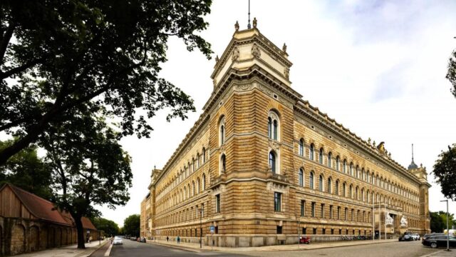 Dresden: Gefängnis für Corona-Ärztin, Bewährung für Vergewaltiger