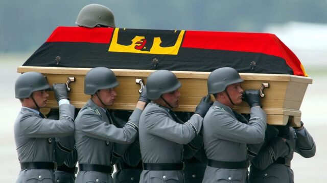 Wiedereinführung der Wehrpflicht: Für wen darf ich sterben?