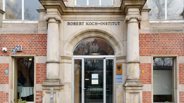 RKI behauptet vor Gericht: Corona-Protokolle „nicht mehr auffindbar“