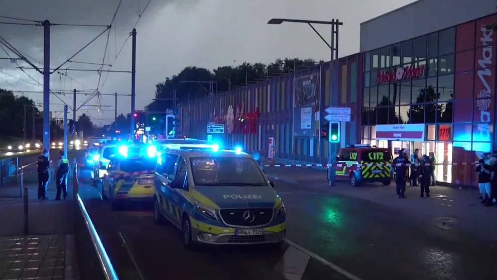 Passdeutscher Türke rast 11-Jährigen tot, kein Haftbefehl, ab in den Süden
