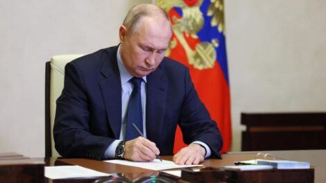 Putin vereinfacht Einwanderung für Menschen aus neoliberalen Staaten