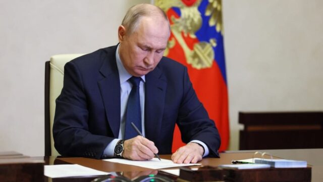 Putin vereinfacht Einwanderung für Menschen aus neoliberalen Staaten