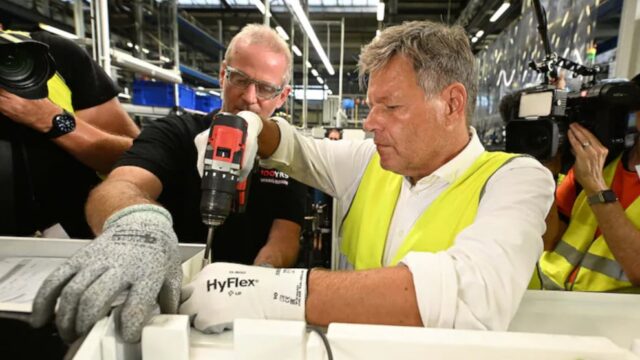 Grüner Realitätsverlust: Wärmepumpen-Vertreter Habeck will Kanzler werden