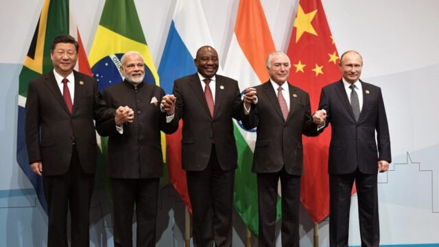 Kommt die gemeinsame goldgedeckte BRICS-Währung?