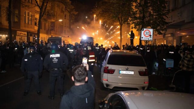 So viele Asylzuwanderer fallen mit Gewalt gegen Polizisten auf