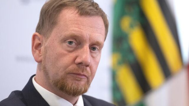 Kretschmer in der Klemme: Steuert Sachsen auf Neuwahlen zu?