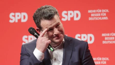 Fachkräfte: Heil ließ 40.000 Migranten ohne Ausbildung einfliegen