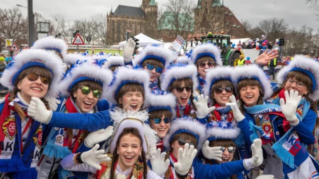 Angst vor Anschlägen! Erste Karnevalsumzüge abgesagt