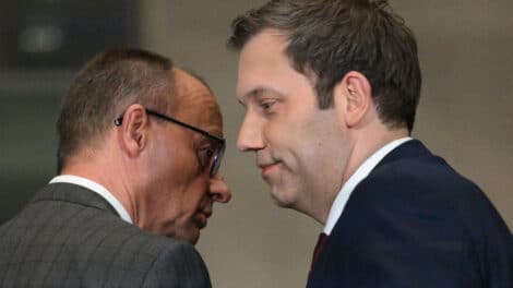 Merz und Klingbeil: Gesichert freiheitsfeindliche Verdachtsfälle