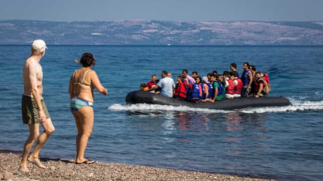 Ein Schleuser packt aus: So billig ist die Überfahrt nach Europa