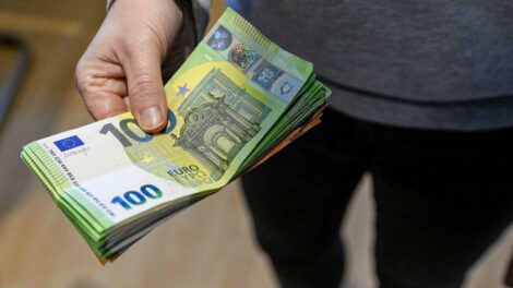 Blitzkrieg gegen das Bargeld