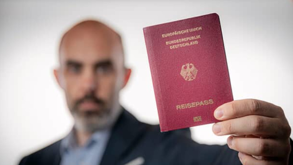 Zahl der Ausländer mit deutschem Pass steigt um 46 Prozent