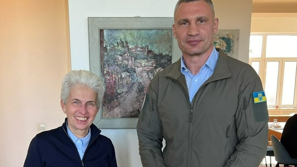 Politiker und Medien jubeln: Ukraine-Frieden erfolgreich weggebombt