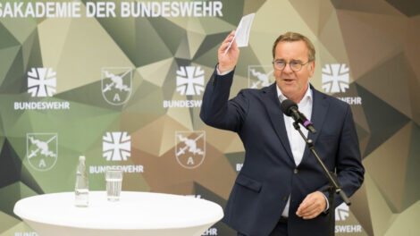 Pistorius malt den Deutschen ein Fadenkreuz auf die Stirn