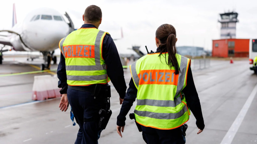 Jeder fünfte illegale Migrant reist nun per Flugzeug ein