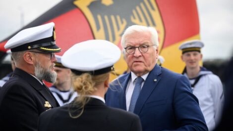 Lettlands Präsident begrüßt Deutschland als "europäische Großmacht"