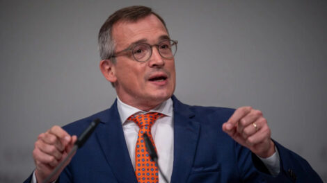 AfD-Verbot? CDU-Historiker warnt vor „Bürgerkrieg“