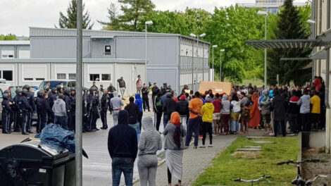 NRW: Tausend Polizeieinsätze in Asylunterkünften – pro Monat